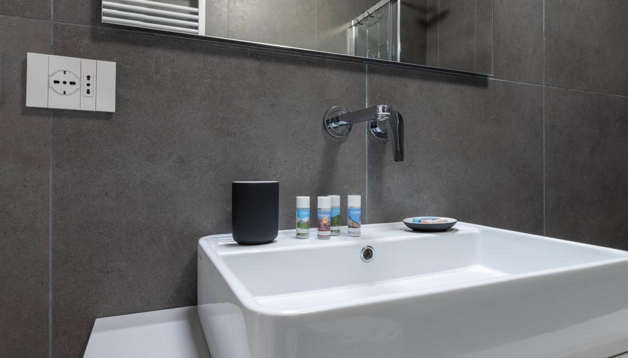 Italianway - Petrella 4B Apartment มิลาน ภายนอก รูปภาพ
